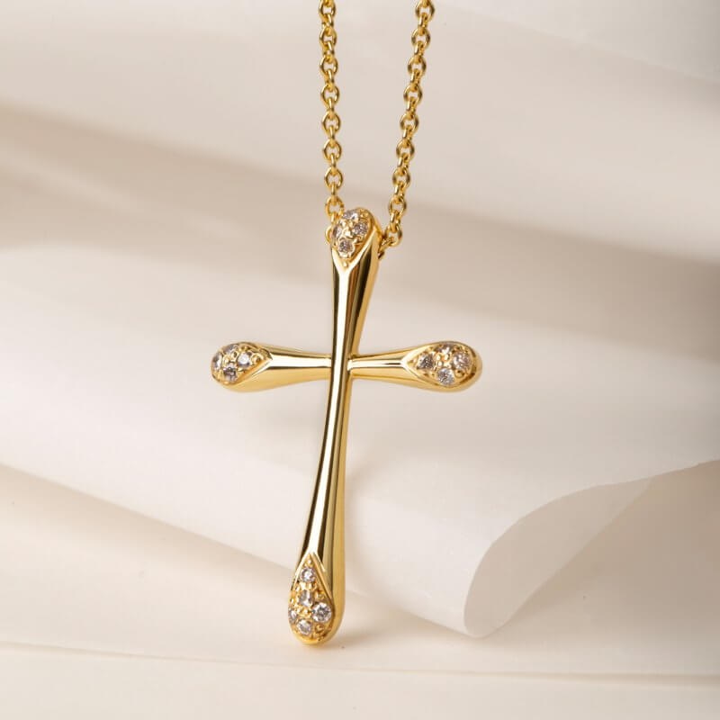 Cross with rounded diamond edges