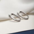 Twisted hoops with diamonds